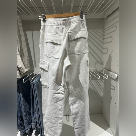 TNA MEGA CARGO SWEATPANTS -OG (no tna logo on them) - Picture 4 of 4